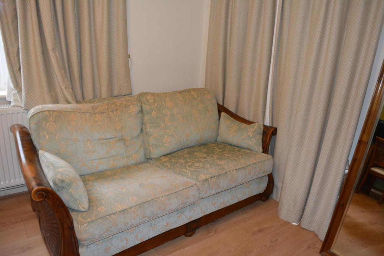Double Bedroom With View To The Garden أكسفورد المظهر الخارجي الصورة